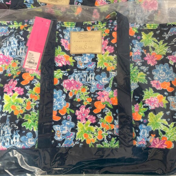NWT Lilly Loves Disney Disney x Lilly Pulitzer Mickey & Minnie Mouse Canvas Tote - Picture 11 of 14
